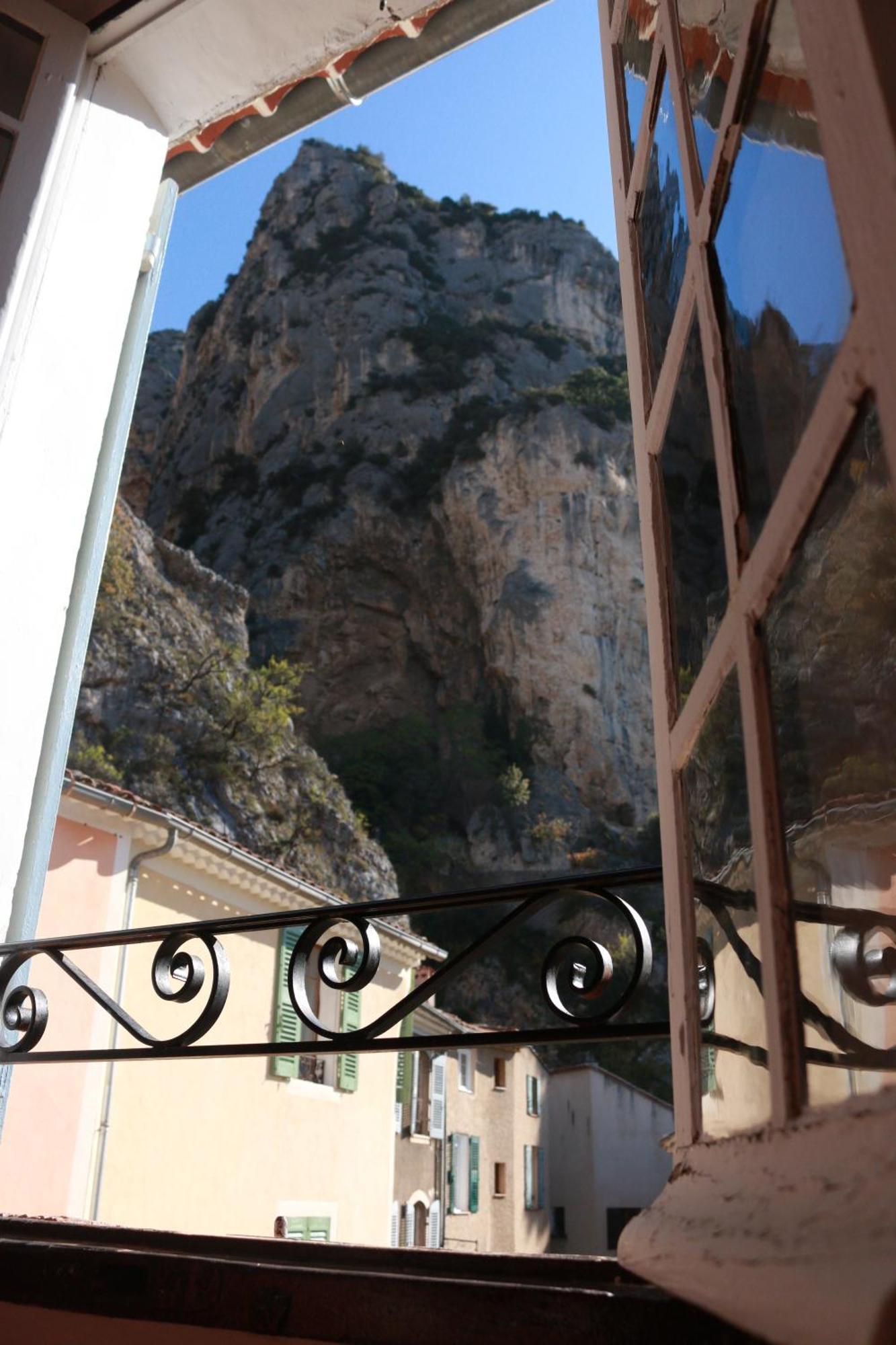 La Bonne Etoile - The Good Star Leilighet Moustiers-Sainte-Marie Rom bilde