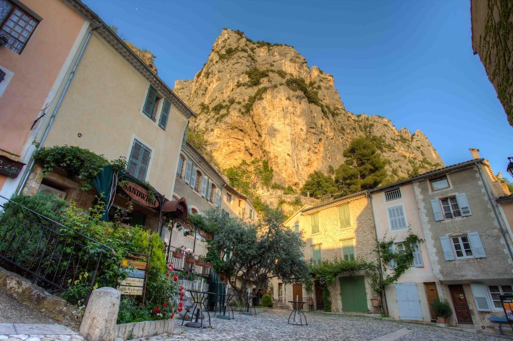 La Bonne Etoile - The Good Star Leilighet Moustiers-Sainte-Marie Rom bilde